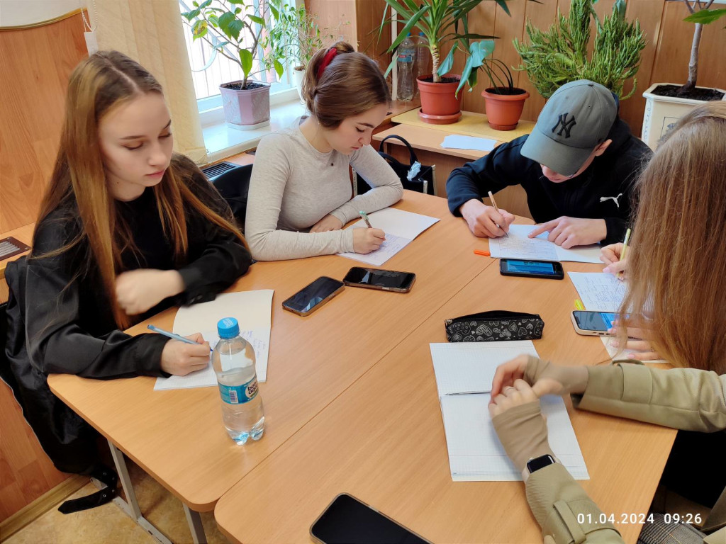 На базі кафедри фізики ПДМУ був організований освітній процес для учнів Наукового ліцею №3