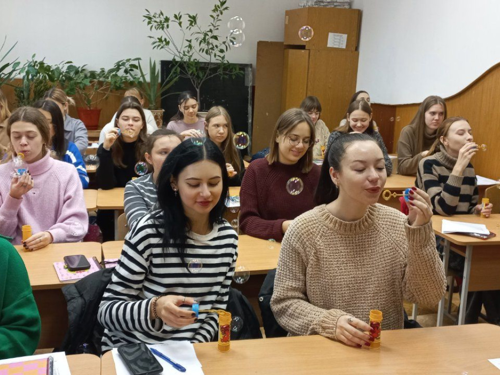 Незламні: єдність та стійкість