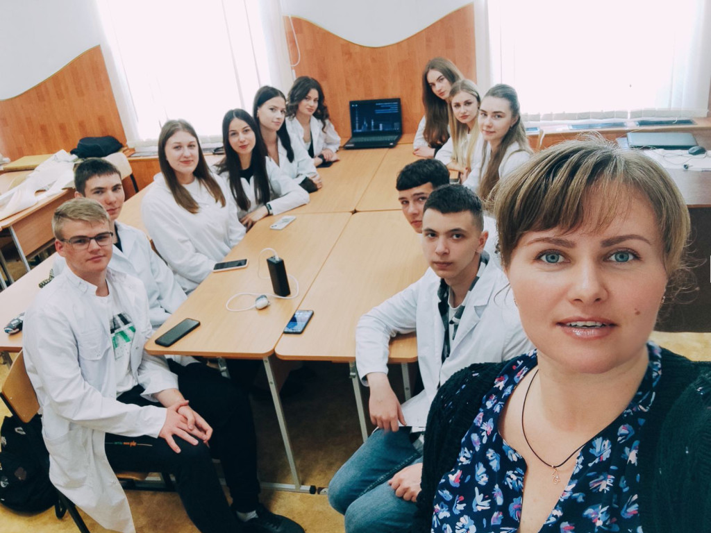 Виховний захід «Вчимося на помилках минулого: навколо Чорнобиля» для студентів-стоматологів
