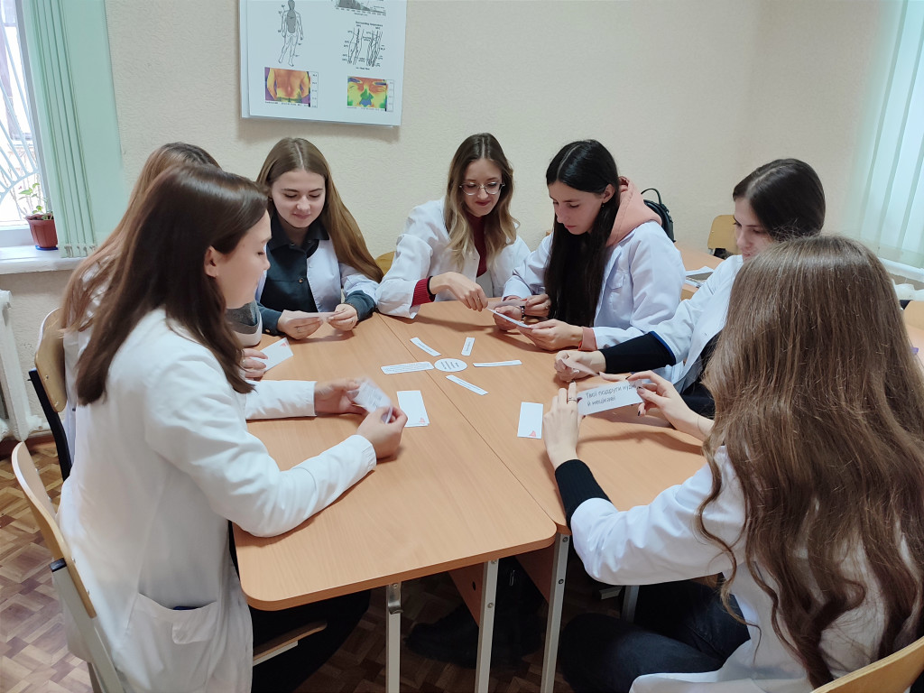 Виховна година зі студентами присвячену ґендерно зумовленому насильству
