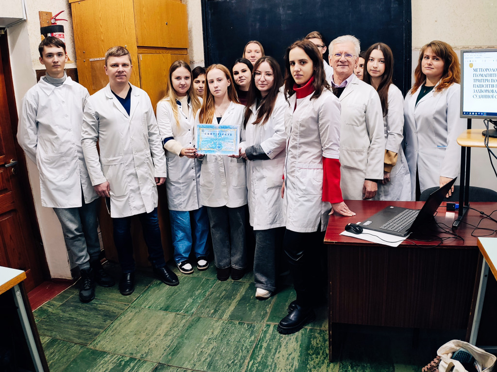 На кафедрі фізики відбулося засідання студентської наукової групи
