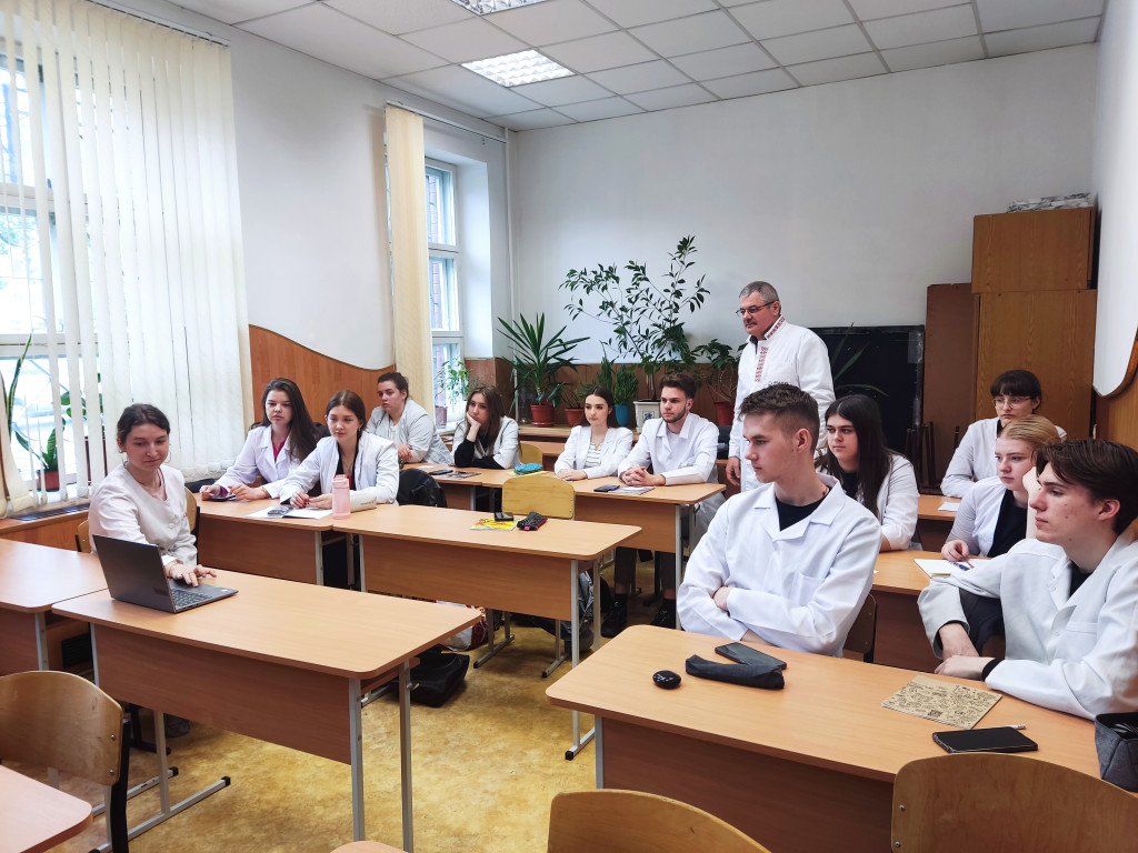 Захід «Вчимося на помилках минулого: навколо Чорнобиля»