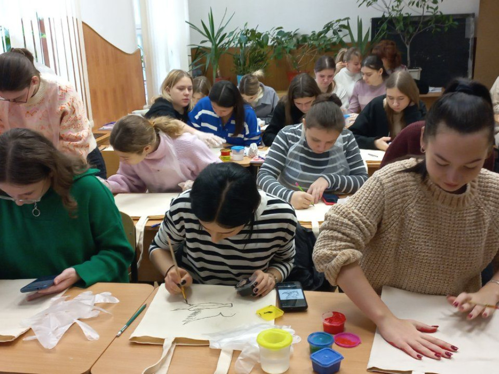 Незламні: єдність та стійкість
