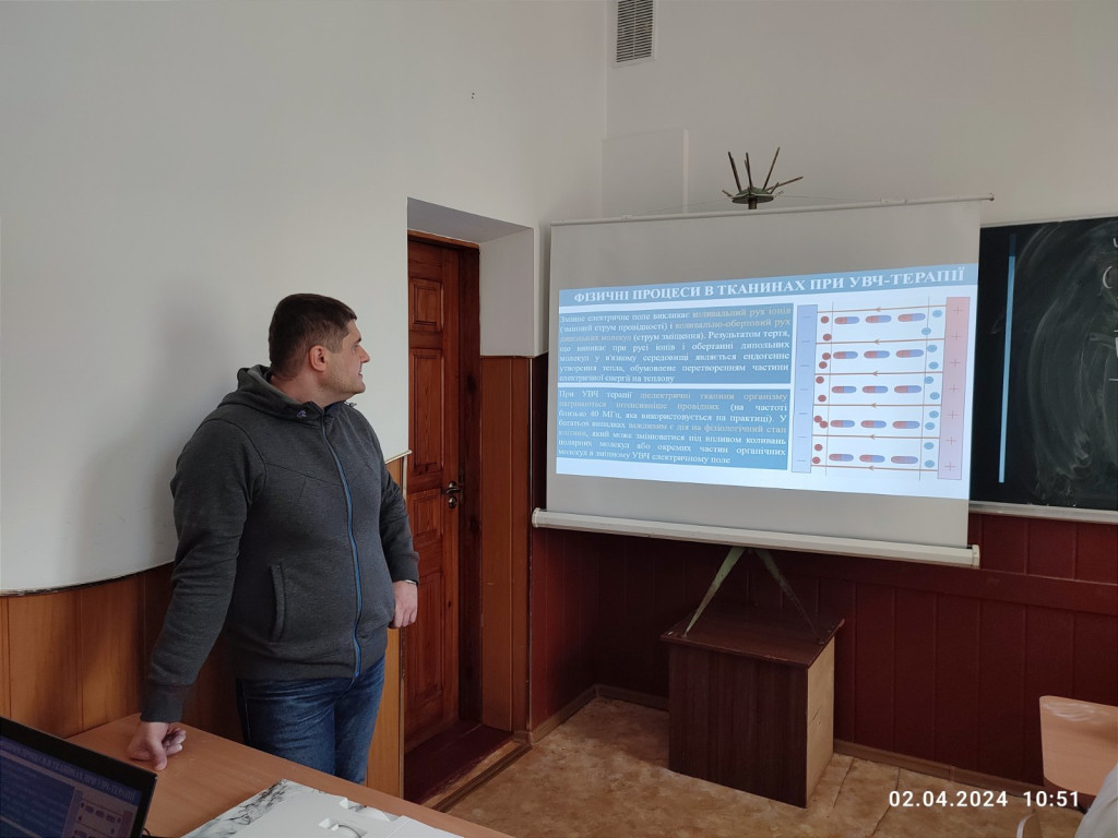 На базі кафедри фізики ПДМУ був організований освітній процес для учнів Наукового ліцею №3