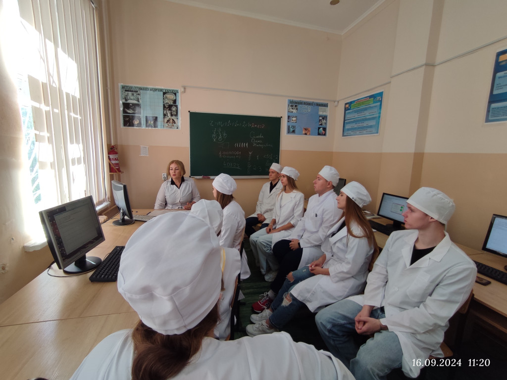 Ознайомлення здобувачів освіти з обов’язковими правилами дотримання дрес-коду усіма учасниками освітнього процесу на кафедрі фізики