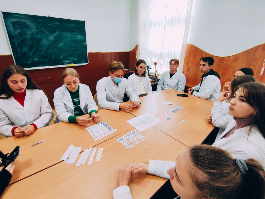 Виховний захід з питань академічної доброчесності, її принципів та правил на кафедрі фізики