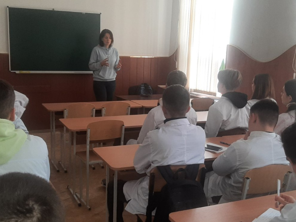 Інформаційна сесія на тему: «Протидія торгівлі людьми, експлуатації або ґендерно зумовленого насильства»